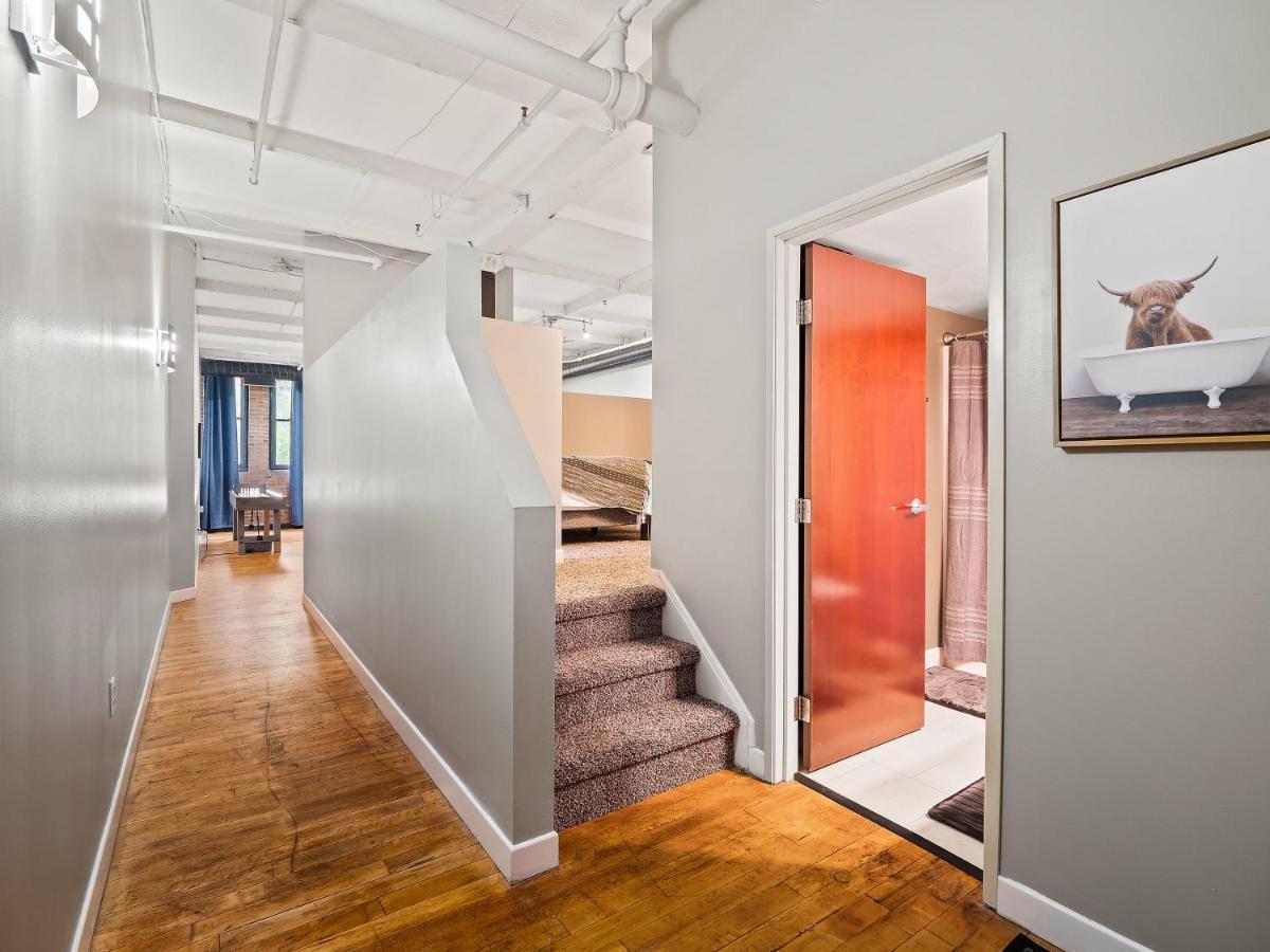 Holiday home Lakefront Loft - Downtown - Shuffle Board Table